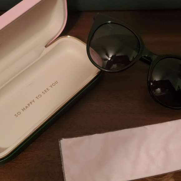 Kate Spade ♠️ New York Sunglasses - Picture 10 of 10